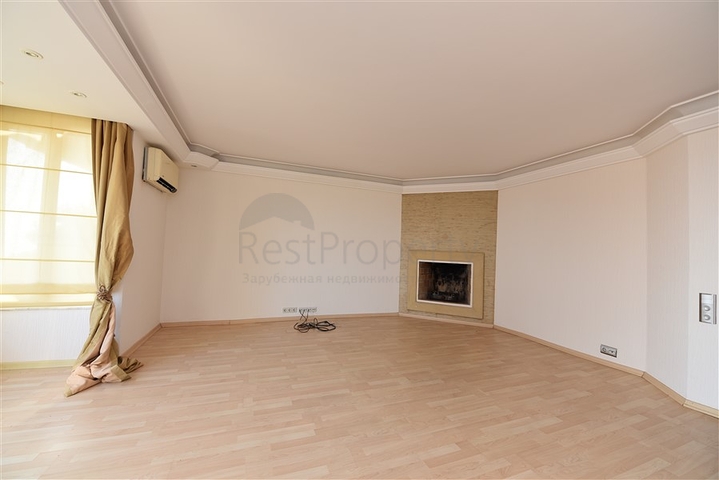 Вилла 4+1 с собственным садом, в центральном районе Алании