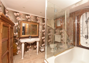 Вилла 4+1 с собственным садом, в центральном районе Алании