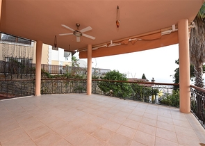 Вилла 4+1 с собственным садом, в центральном районе Алании