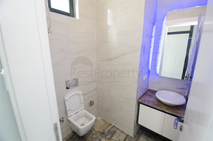 Отдельностоящая вилла 3+1 в  самом центре Белека 