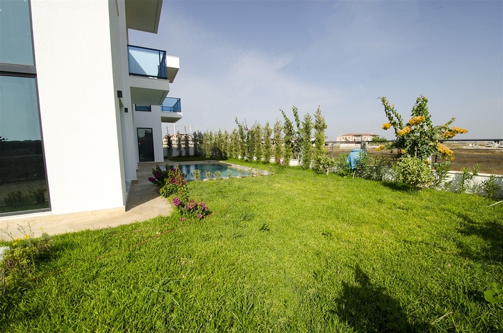 Отдельностоящая вилла 3+1 в  самом центре Белека 