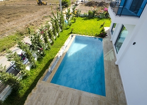 Отдельностоящая вилла 3+1 в  самом центре Белека 