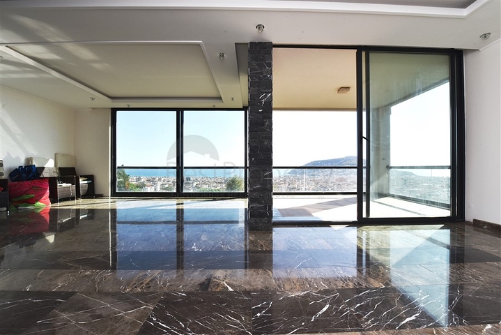 Апартаменты в центре Алании с панорамным видом