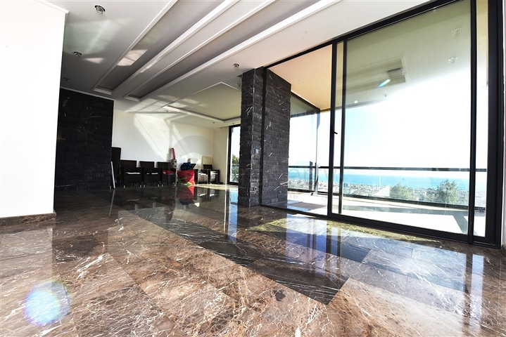 Апартаменты в центре Алании с панорамным видом