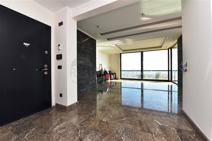 Апартаменты в центре Алании с панорамным видом