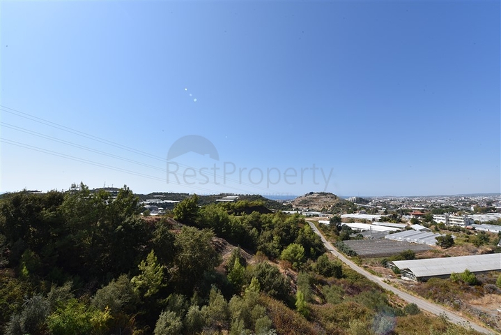 Пентхаус в жилом комплексе 3+1, в Конаклы