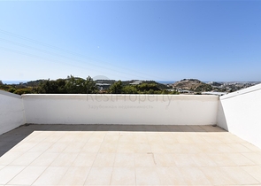 Пентхаус в жилом комплексе 3+1, в Конаклы