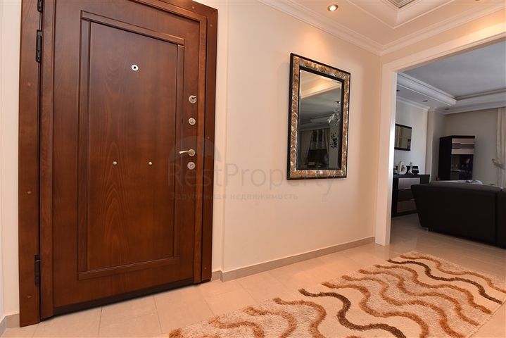 Шикарная квартира 2+1 с мебелью в 100 м от моря в районе Махмутлар, Алания