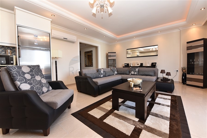 Шикарная квартира 2+1 с мебелью в 100 м от моря в районе Махмутлар, Алания