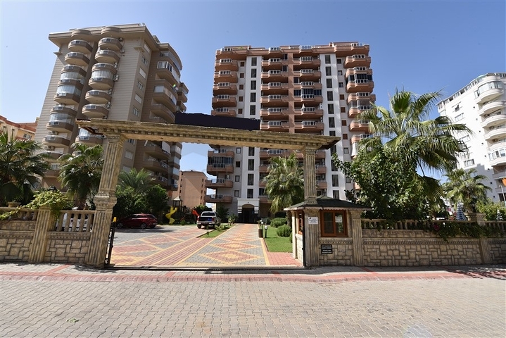 Шикарная квартира 2+1 с мебелью в 100 м от моря в районе Махмутлар, Алания