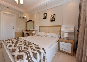 Шикарная квартира 2+1 с мебелью в 100 м от моря в районе Махмутлар, Алания