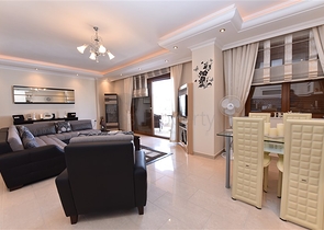 Шикарная квартира 2+1 с мебелью в 100 м от моря в районе Махмутлар, Алания