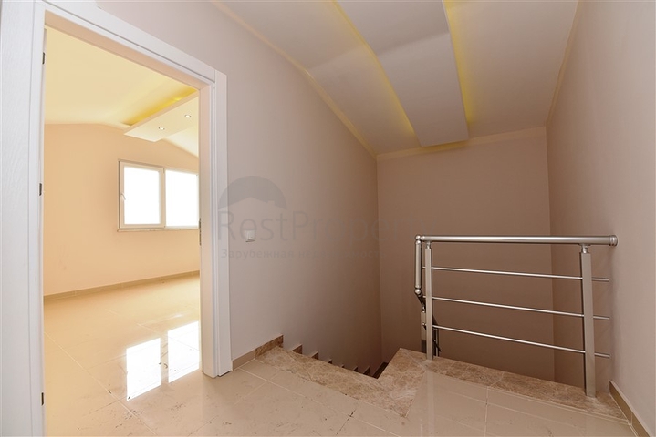 Пентхаус 3+1 в жилом комплексе, в Тосмуре