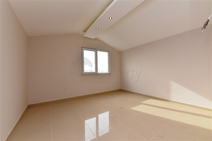 Пентхаус 3+1 в жилом комплексе, в Тосмуре