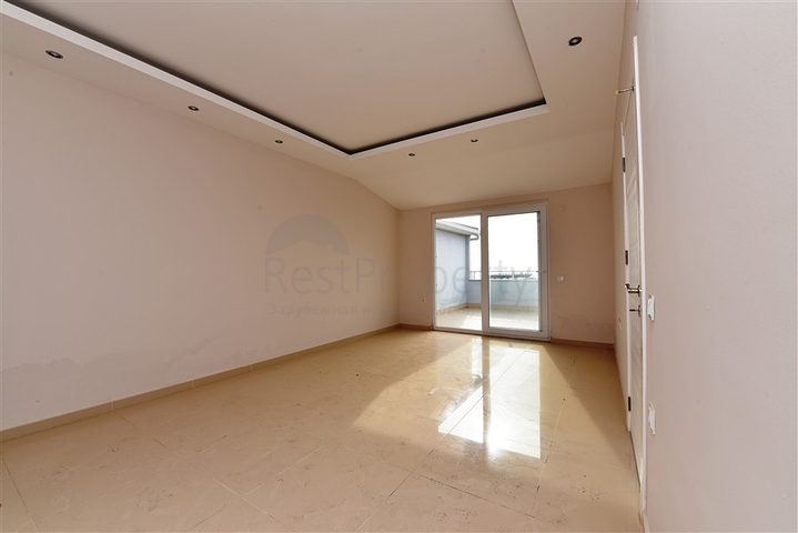 Пентхаус 3+1 в жилом комплексе, в Тосмуре