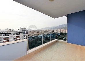 Пентхаус 3+1 в жилом комплексе, в Тосмуре