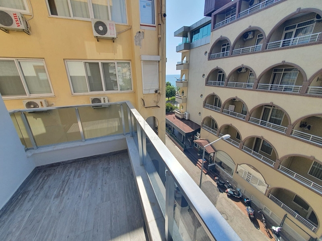 Меблированная квартира 2+1 на первой береговой линии