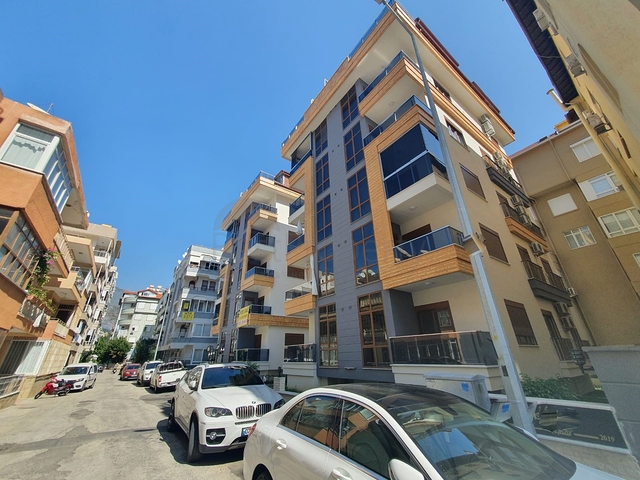 Меблированная квартира 2+1 на первой береговой линии