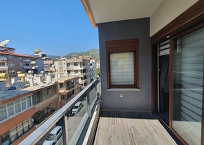 Меблированная квартира 2+1 на первой береговой линии