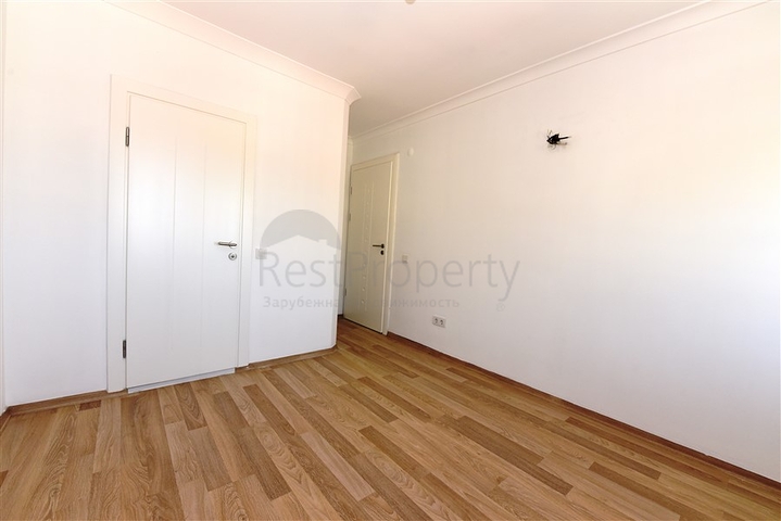 Просторная квартира 3+1 в центре Аланьи с видом на Средиземное море