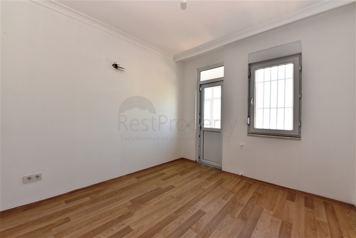 Просторная квартира 3+1 в центре Аланьи с видом на Средиземное море