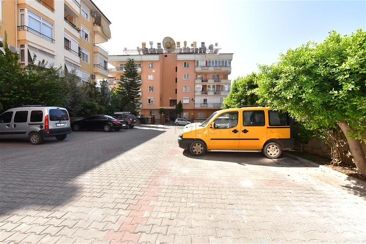 Просторная квартира 3+1 в центре Аланьи с видом на Средиземное море