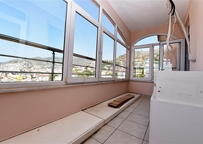 Просторная квартира 3+1 в центре Аланьи с видом на Средиземное море