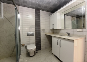 Просторная квартира 3+1 в центре Аланьи с видом на Средиземное море