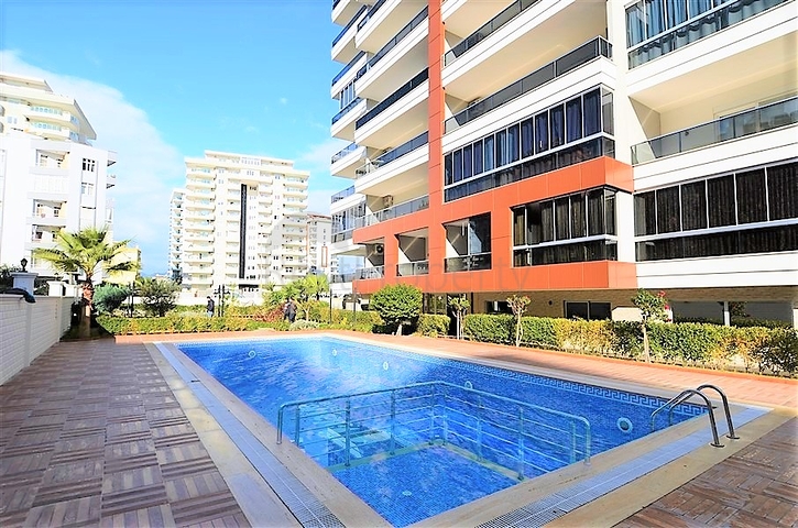 Трехкомнатная квартира в Махмутларе