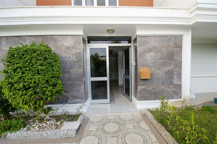 Квартира 2+1 в микрорайне Лиман Коньяалты 600 м до моря