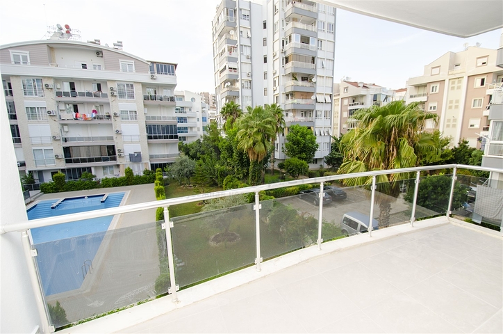 Квартира 2+1 в микрорайне Лиман Коньяалты 600 м до моря