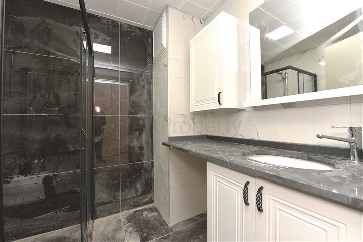 Двухуровневый пентхаус в европейском районе Оба