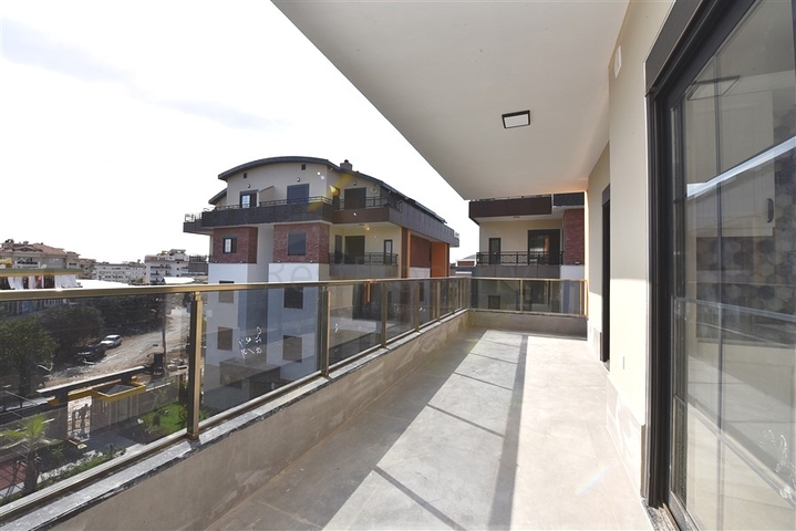 Двухуровневый пентхаус в европейском районе Оба