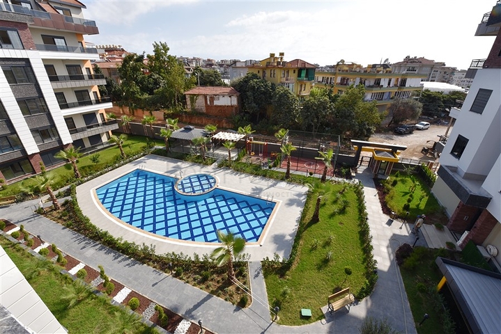 Двухуровневый пентхаус в европейском районе Оба