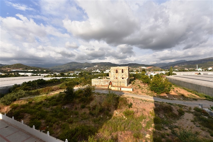 Квартира 2+1 в новом комплексе в Демирташе