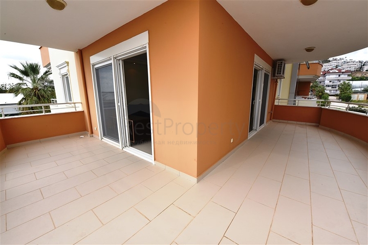 Меблированная квартира 2+1 с видом на море