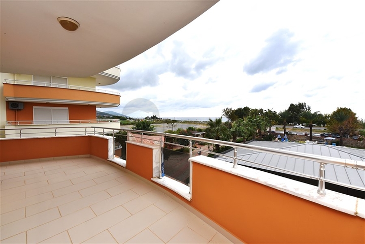 Меблированная квартира 2+1 с видом на море