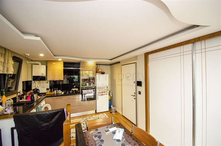 Просторная двухуровневая квартира в центре города Анталии