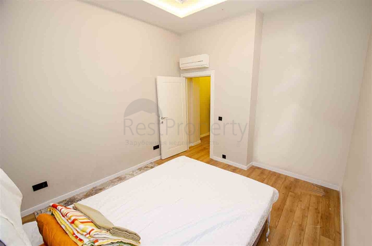 Просторная двухуровневая квартира в центре города Анталии