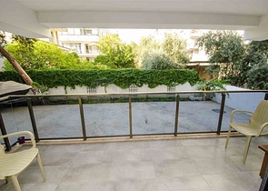 Просторная двухуровневая квартира в центре города Анталии