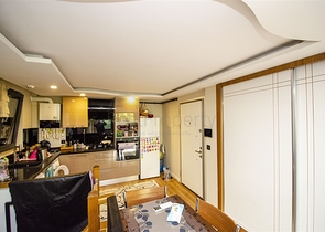 Просторная двухуровневая квартира в центре города Анталии