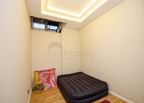 Просторная двухуровневая квартира в центре города Анталии