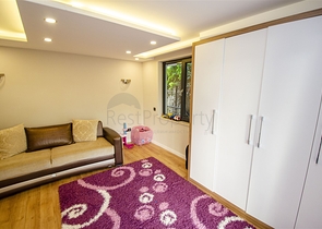 Просторная двухуровневая квартира в центре города Анталии