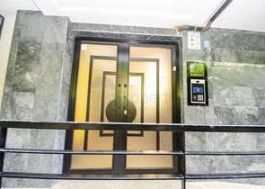 Просторная двухуровневая квартира в центре города Анталии