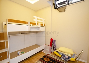 Просторная двухуровневая квартира в центре города Анталии