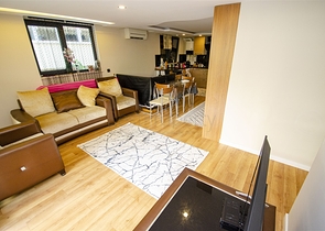 Просторная двухуровневая квартира в центре города Анталии