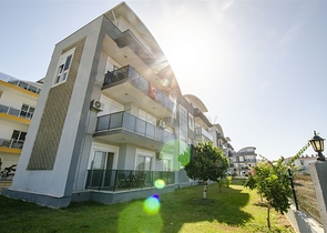 Квартира 2+1 в новом доме в центре города Белек Анталья