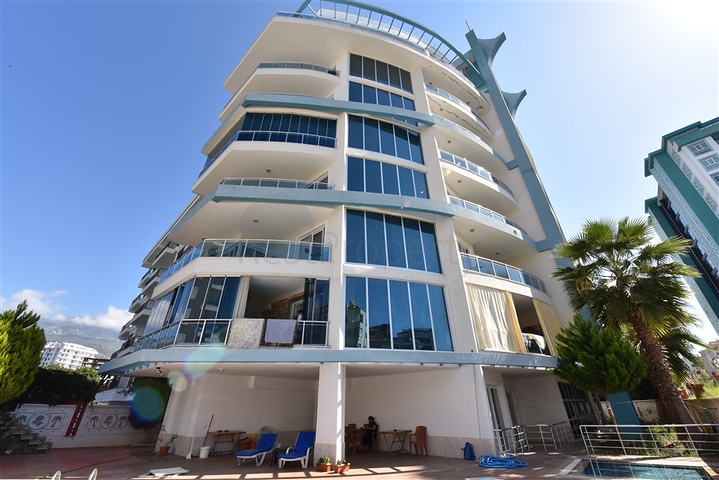 Просторная двухкомнатная квартира в Махмутларе