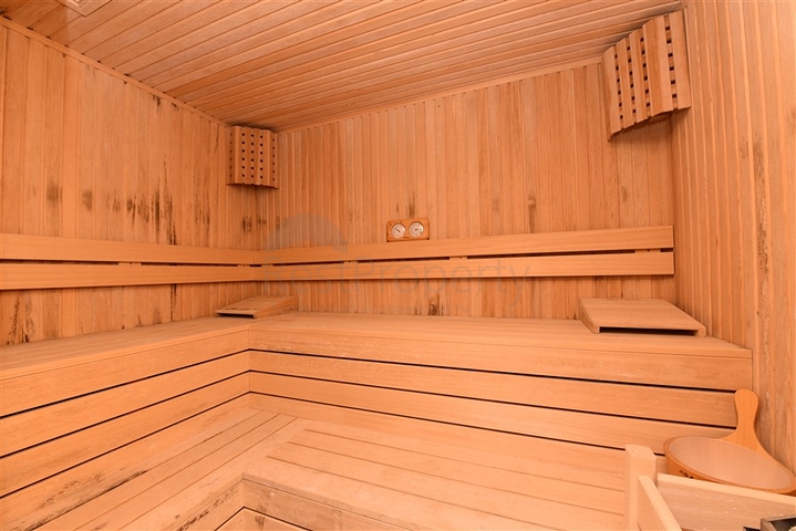 Просторная двухкомнатная квартира в Махмутларе