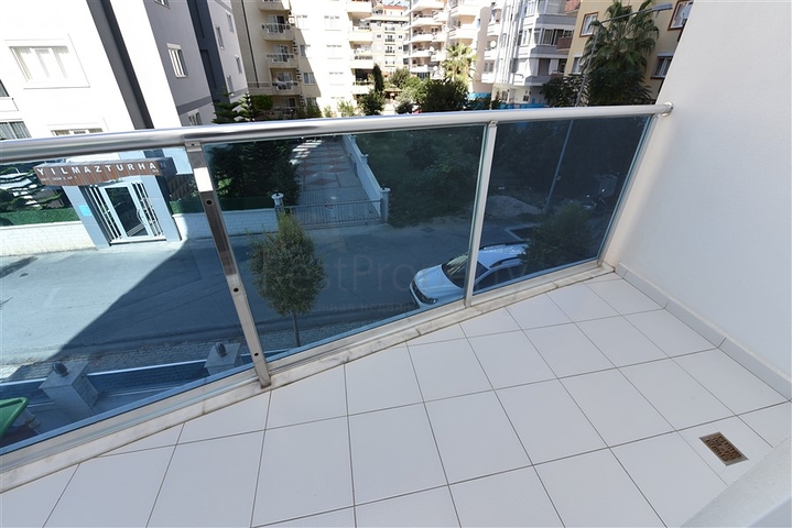 Двухкомнатная квартира в центре Махмутлара 